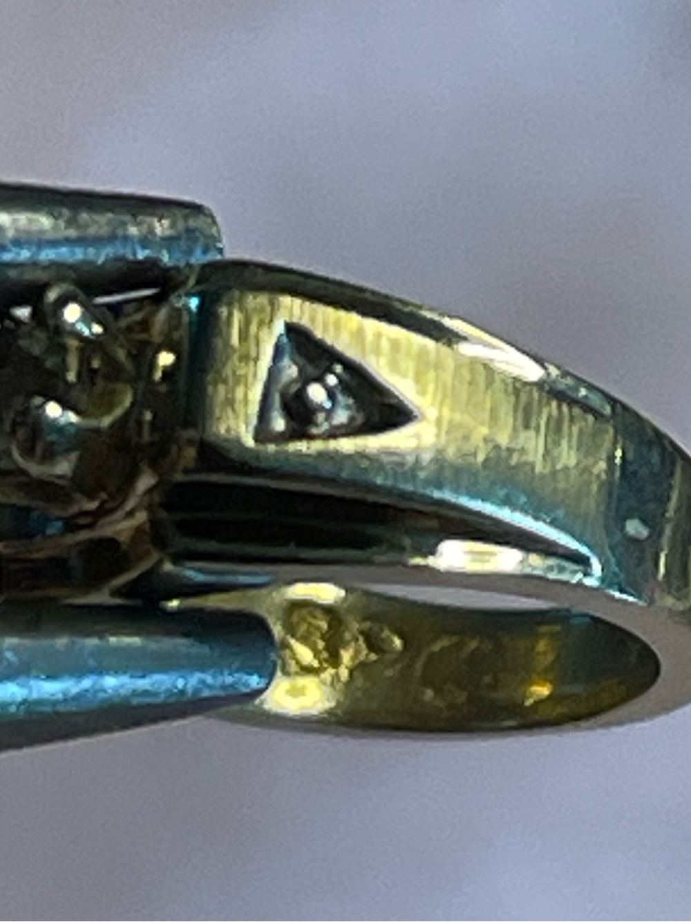 10KT SMALL Charm Size Ring with Diamond Chip. Very cute. See photos. - Picture 16 of 16